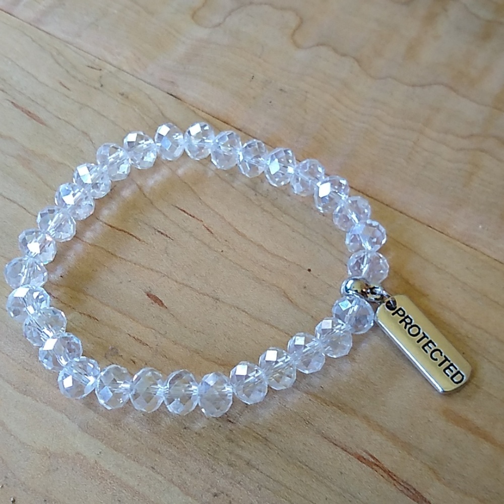 Handmade Crystal Bracelet w/ Charm - Picture 3 of 4